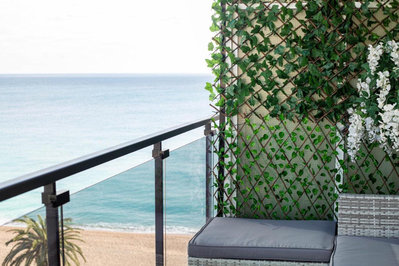 Apartamento Séptimo cielo primera línea de mar Blanes Exterior foto